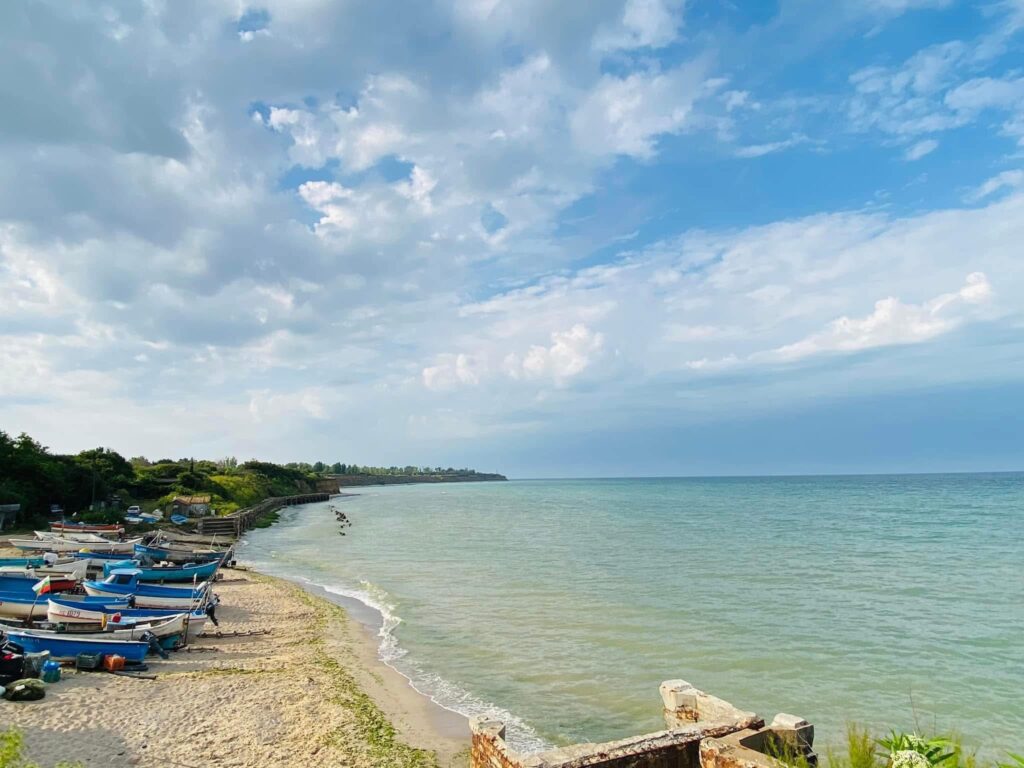крапец плаж, крапец море, настаняване крапец, почивка крапец, нощувки крапец